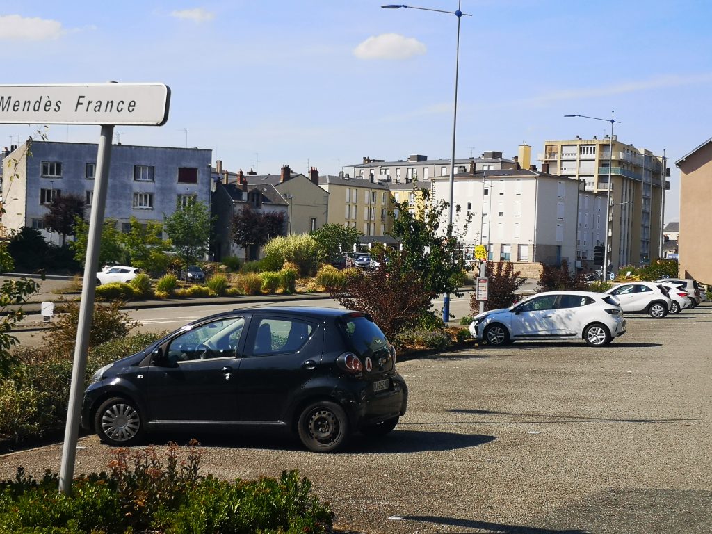 parking Mendès France est